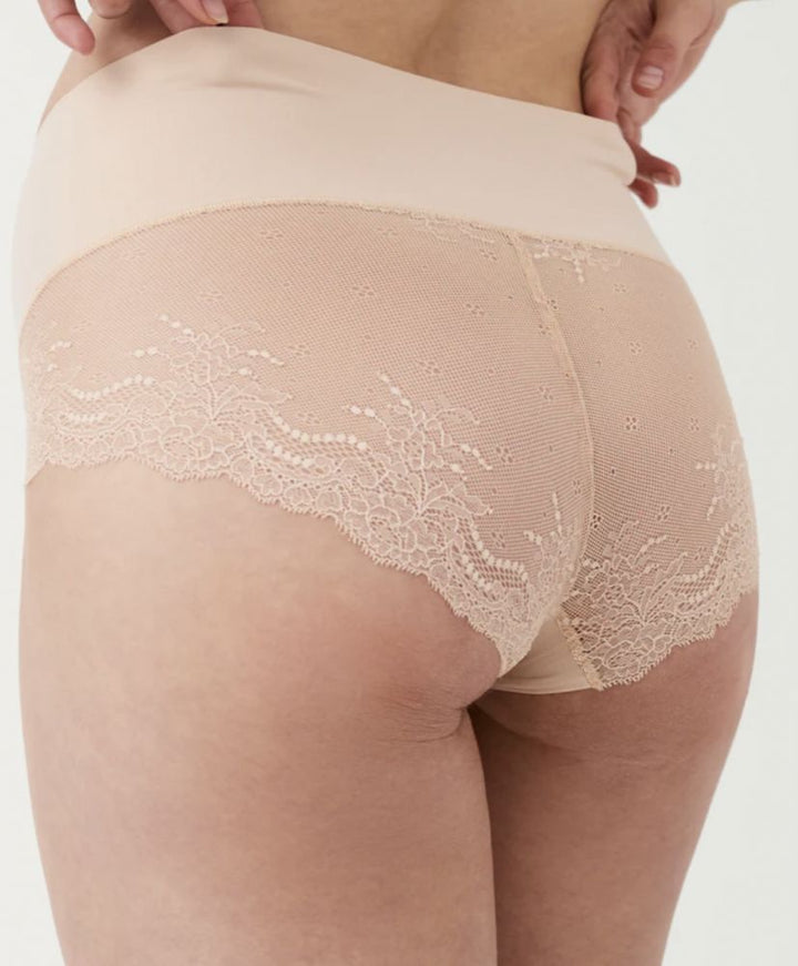 Spanx Undie-tectable Lace Hi-Hipster