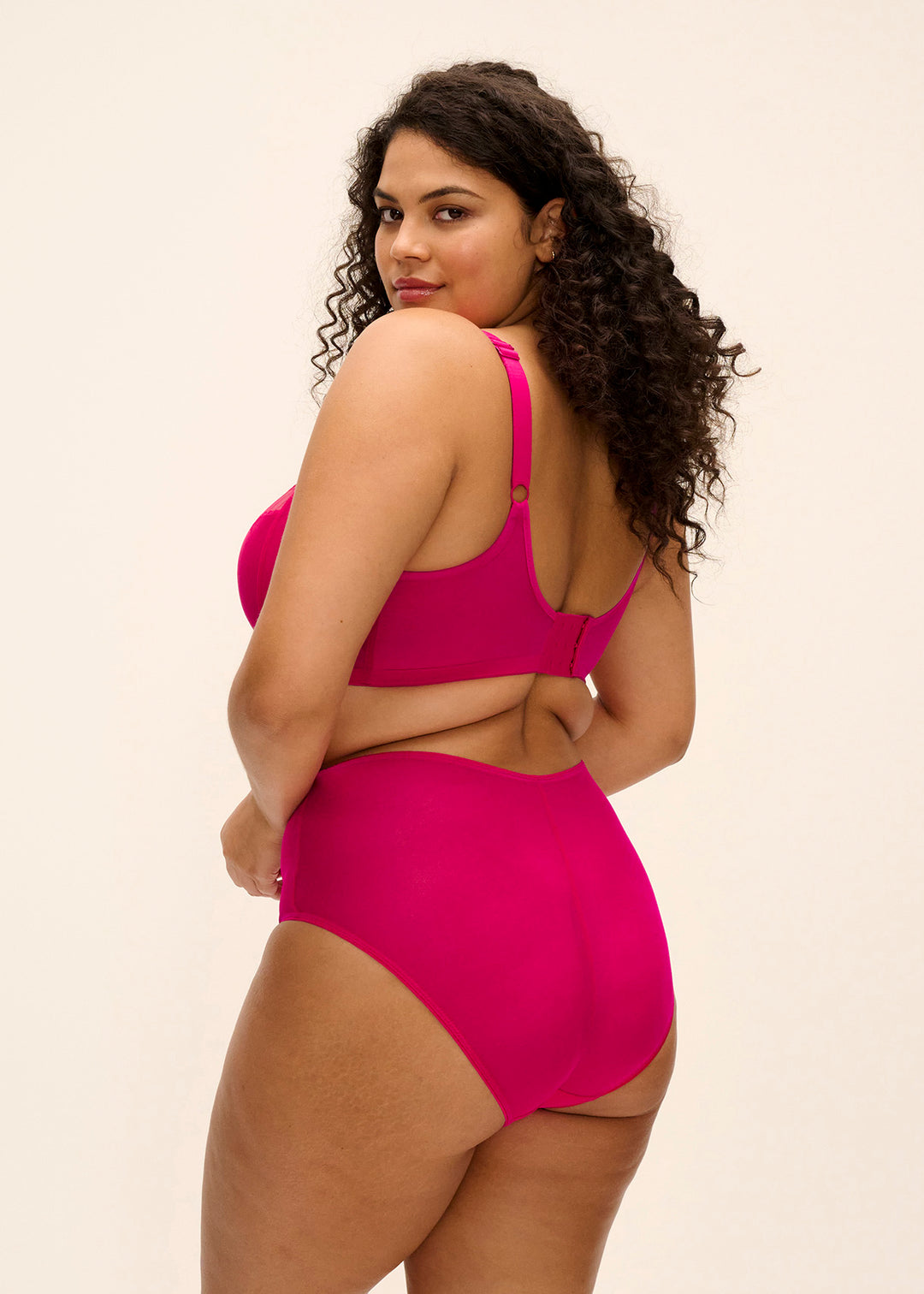 #color_haute-pink